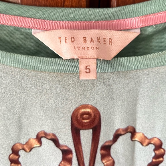 Ted Baker Versailles Woven Front Tee Size 5 / XL - Picture 2 of 4